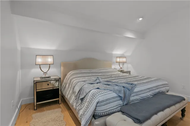 $5,500 | 109 Carroll Avenue, Newport, RI 02840