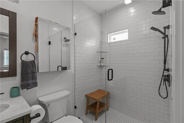 $5,500 | 109 Carroll Avenue, Newport, RI 02840