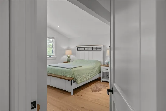 $5,500 | 109 Carroll Avenue, Newport, RI 02840