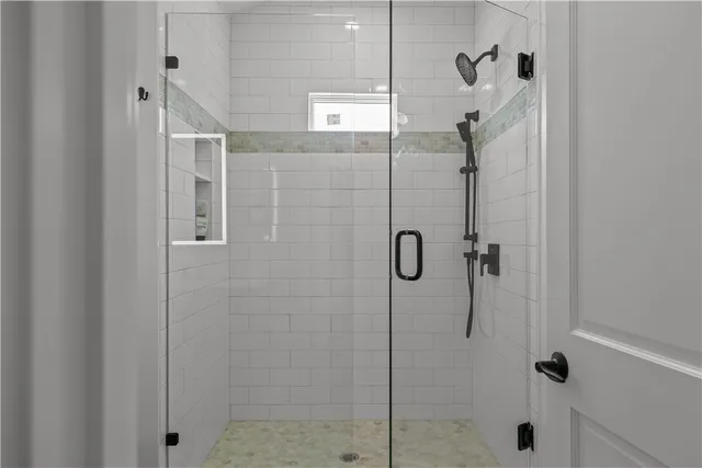 $5,500 | 109 Carroll Avenue, Newport, RI 02840