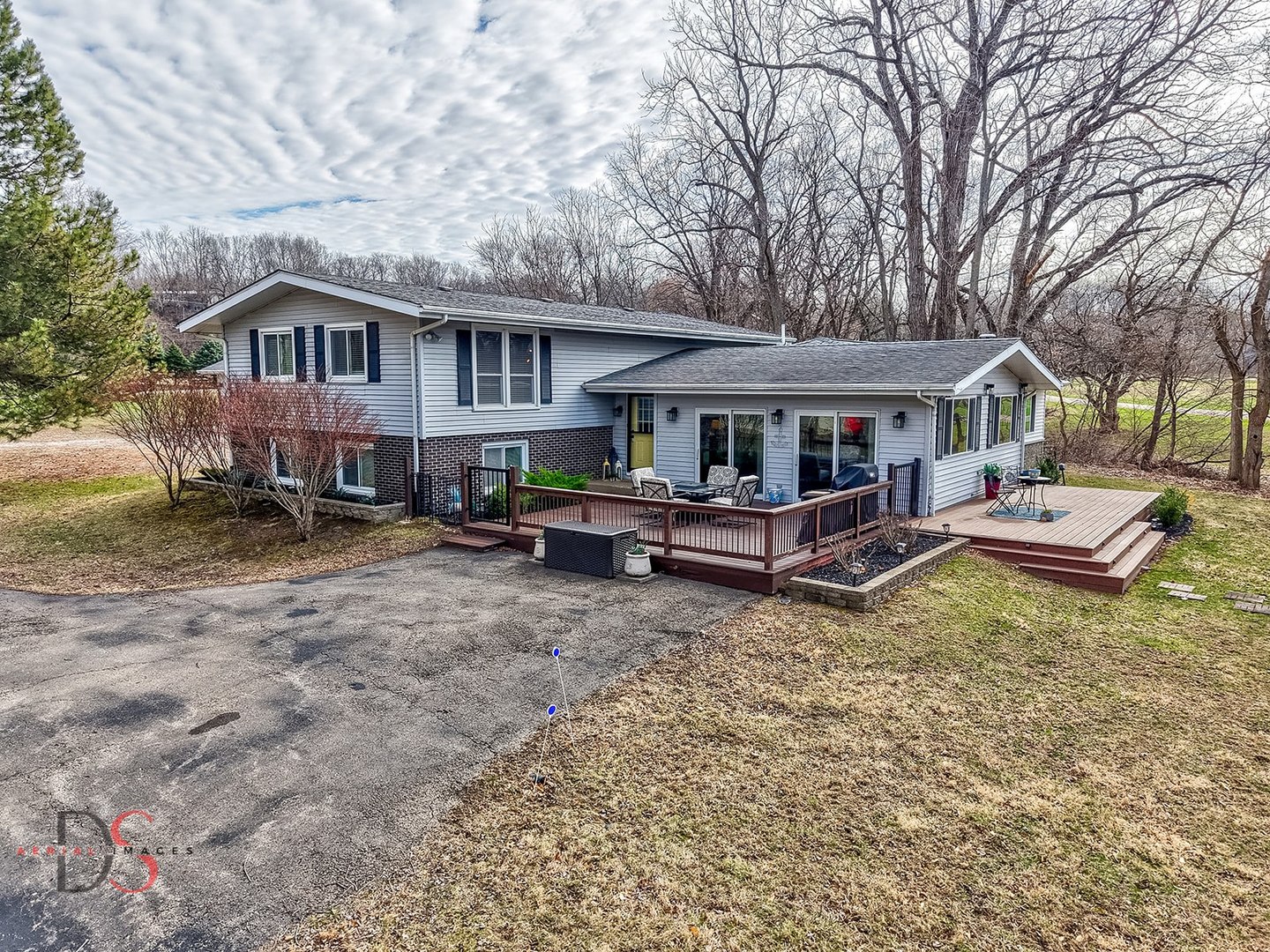 152 Beachview Court Varna, IL 61375 - Photo 1 of 46