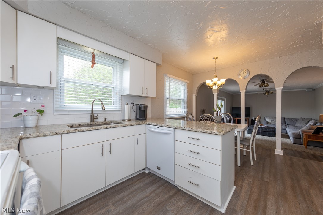 35440 Bainbridge Road Solon, OH 44139 - Photo 9 of 35