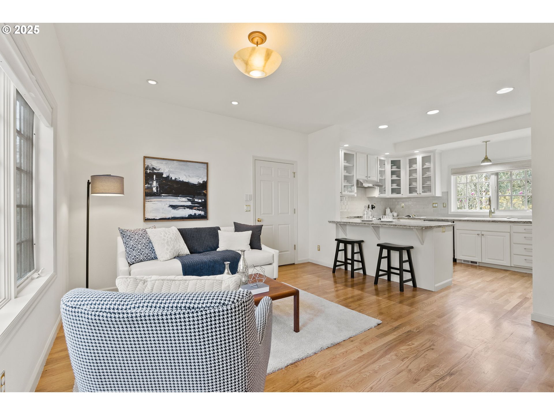 9938 Northwest Abbey Road Portland, OR 97229 - Photo 12 of 35 Gallery Image 12