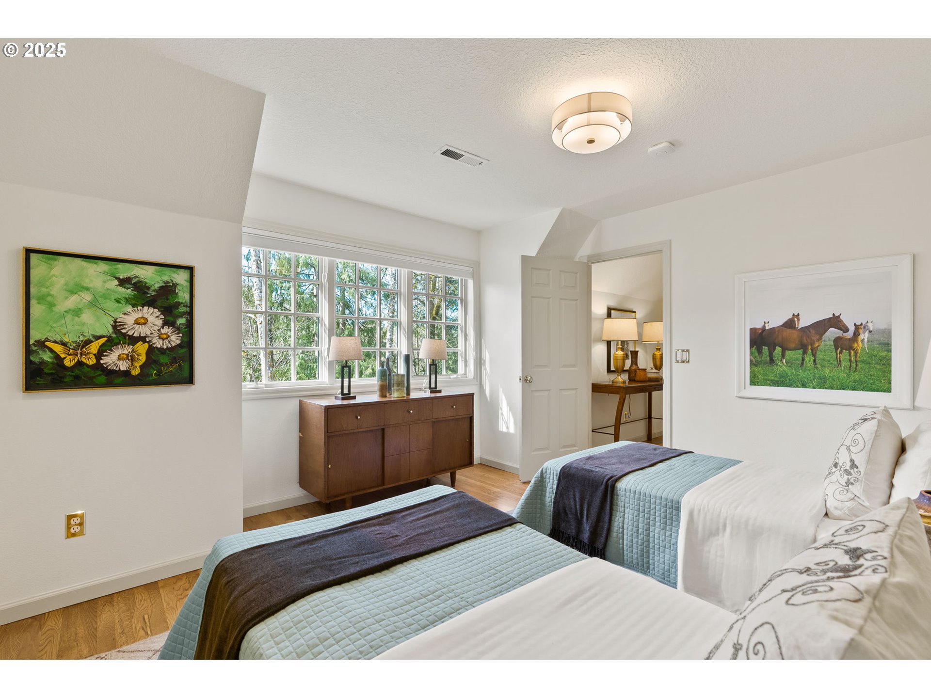 9938 Northwest Abbey Road Portland, OR 97229 - Photo 25 of 35 Gallery Image 25