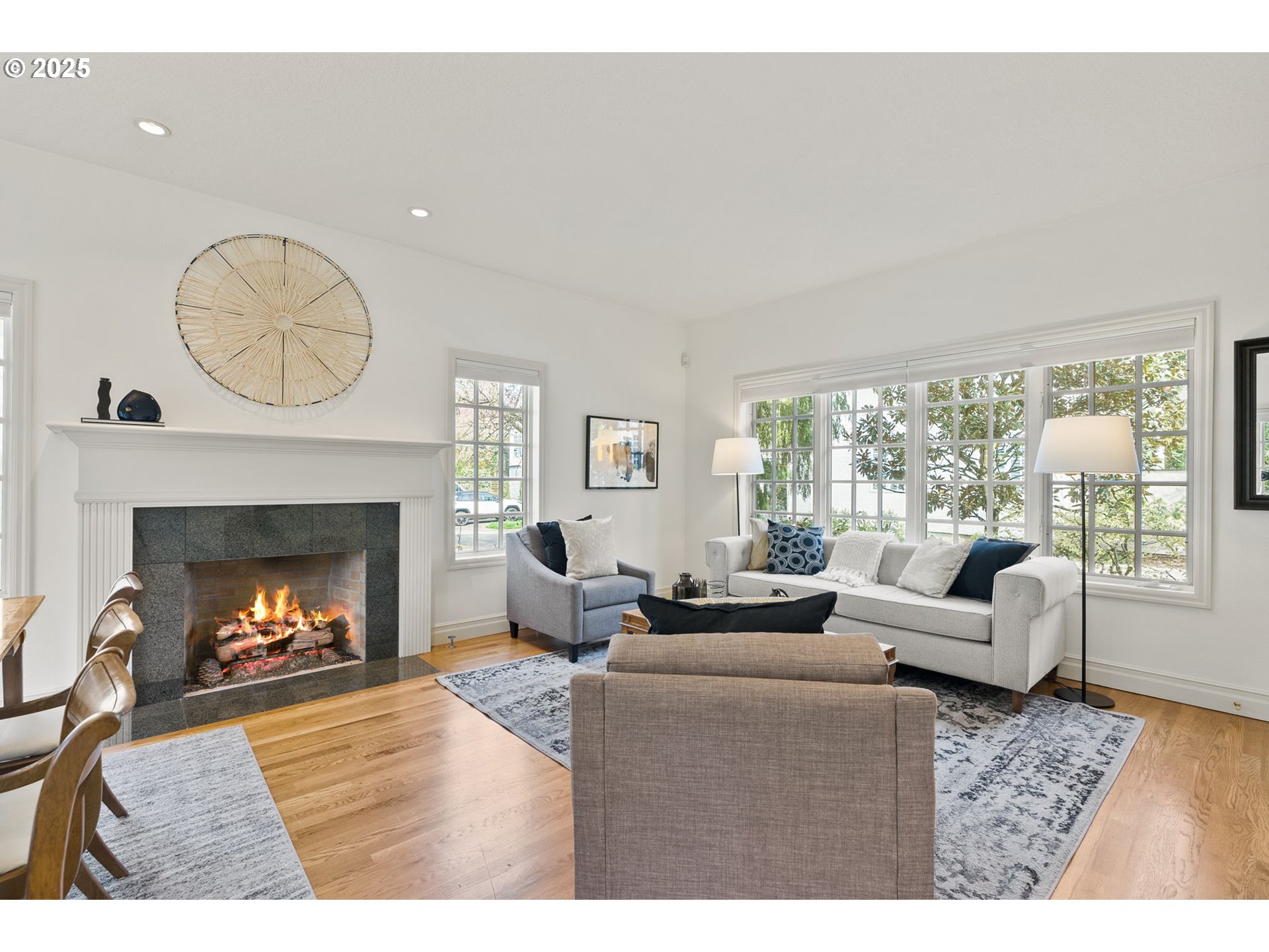9938 Northwest Abbey Road Portland, OR 97229 - Photo 5 of 35 Gallery Image 5