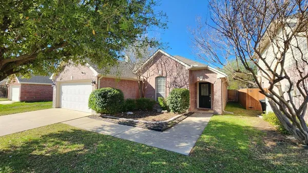 $2,000 | 3513 Silverado Trail, Fort Worth, TX 76262