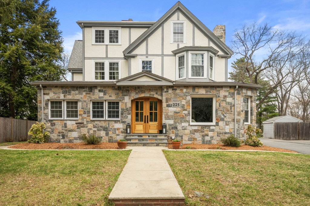 225 Walnut Street Wellesley, MA 02481 - Photo 1 of 35