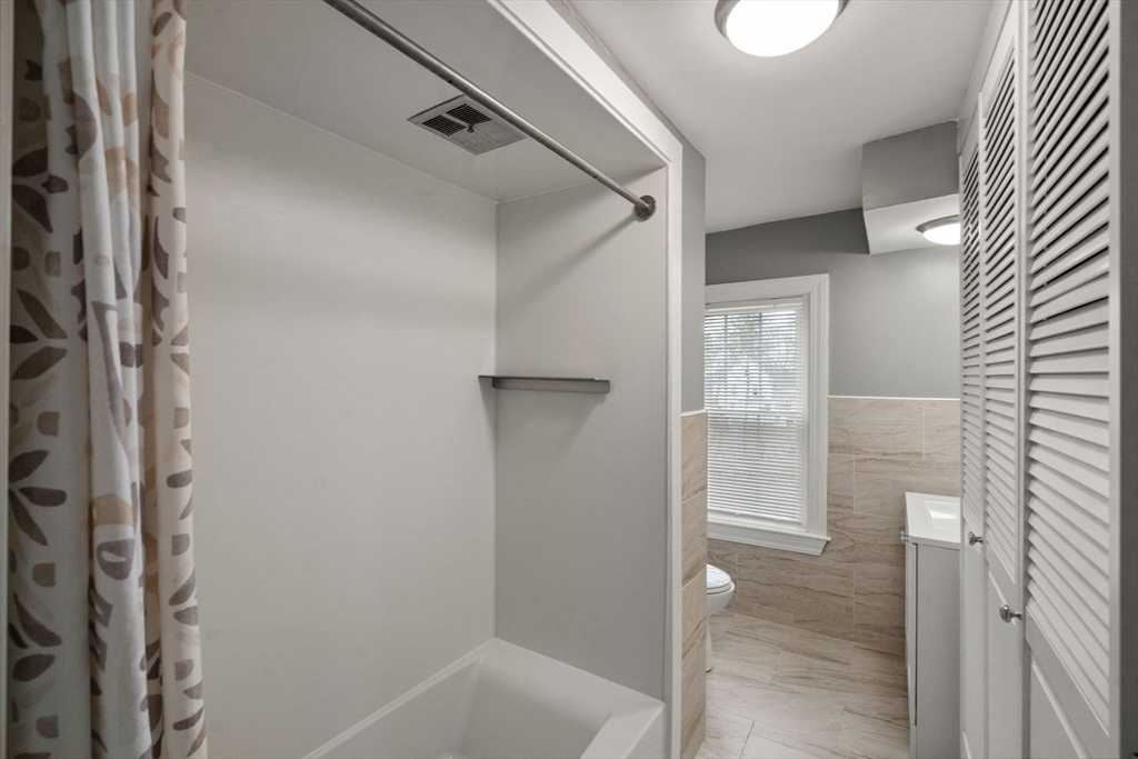 225 Walnut Street Wellesley, MA 02481 - Photo 24 of 35