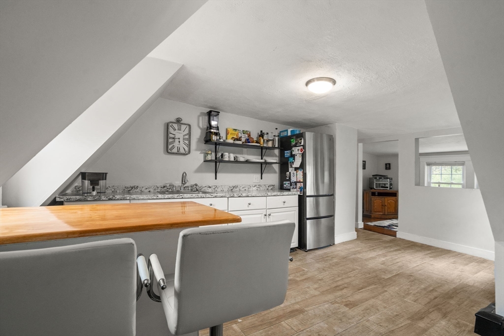 225 Walnut Street Wellesley, MA 02481 - Photo 26 of 35