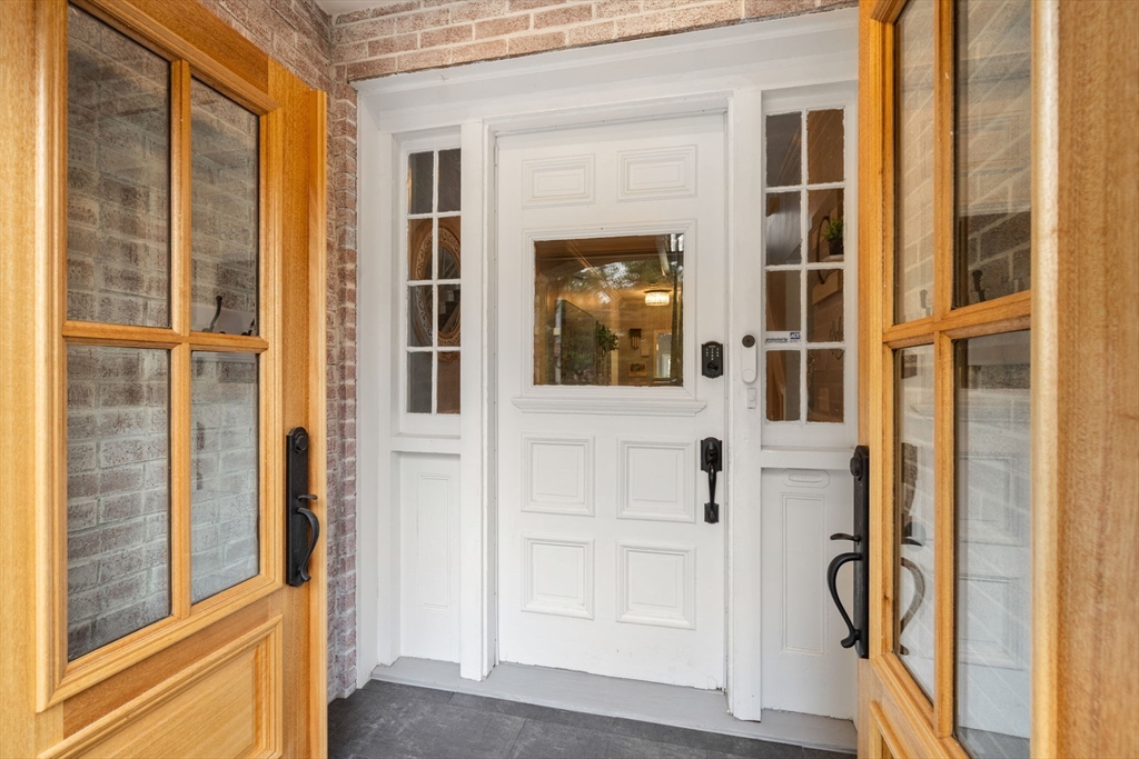 225 Walnut Street Wellesley, MA 02481 - Photo 3 of 35