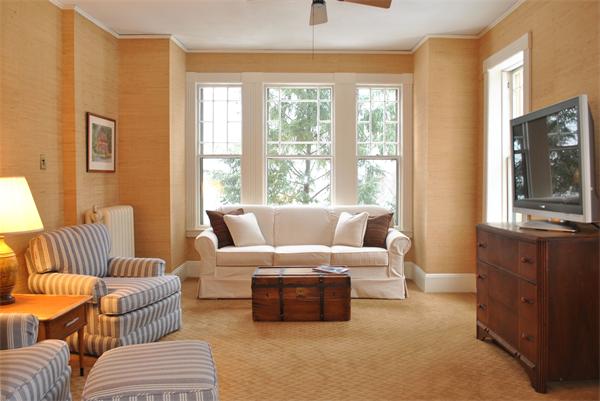 47 Lowell Road Concord, MA 01742 - Photo 7 of 23 Gallery Image 7