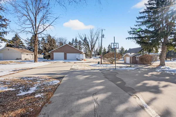 $4,675,000 | W2932 Kahl Road, Markesan, WI 53946