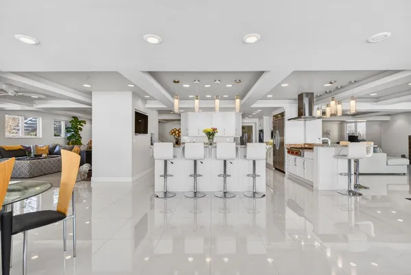 $4,675,000 | W2932 Kahl Road, Markesan, WI 53946