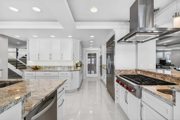 $4,675,000 | W2932 Kahl Road, Markesan, WI 53946