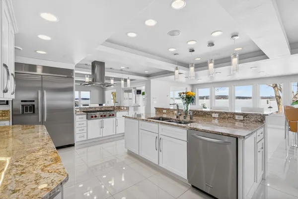 $4,675,000 | W2932 Kahl Road, Markesan, WI 53946