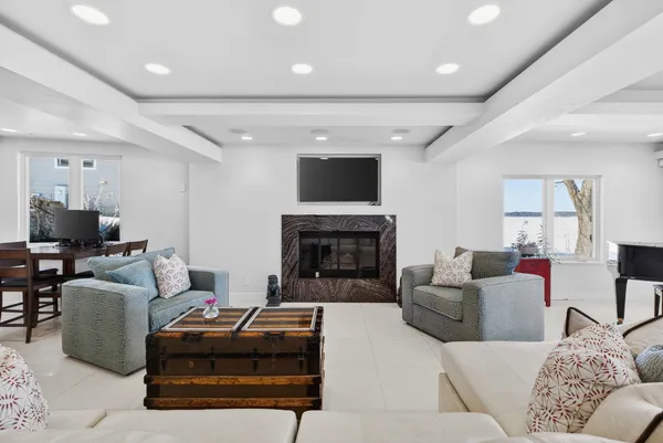 $4,675,000 | W2932 Kahl Road, Markesan, WI 53946