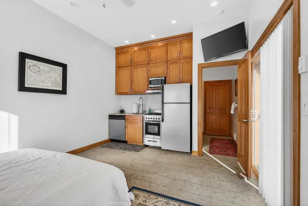 $4,675,000 | W2932 Kahl Road, Markesan, WI 53946