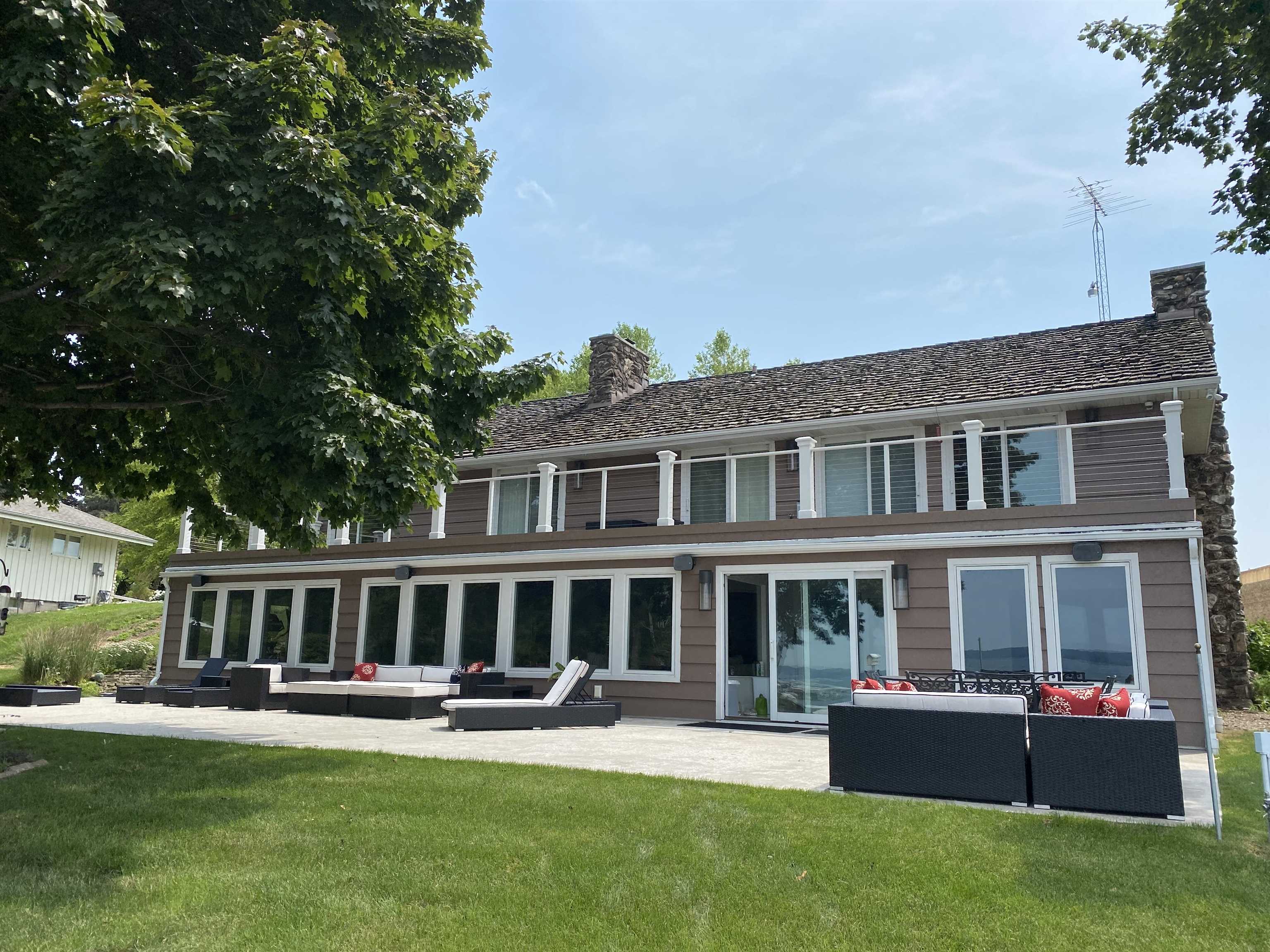 W2932 Kahl Road Markesan, WI 53946 - Photo 10 of 90