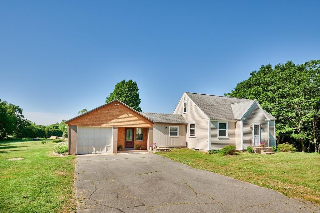 85 Old Amherst Road Sunderland, MA 01375 - Photo 3 of 42 Gallery Image 3