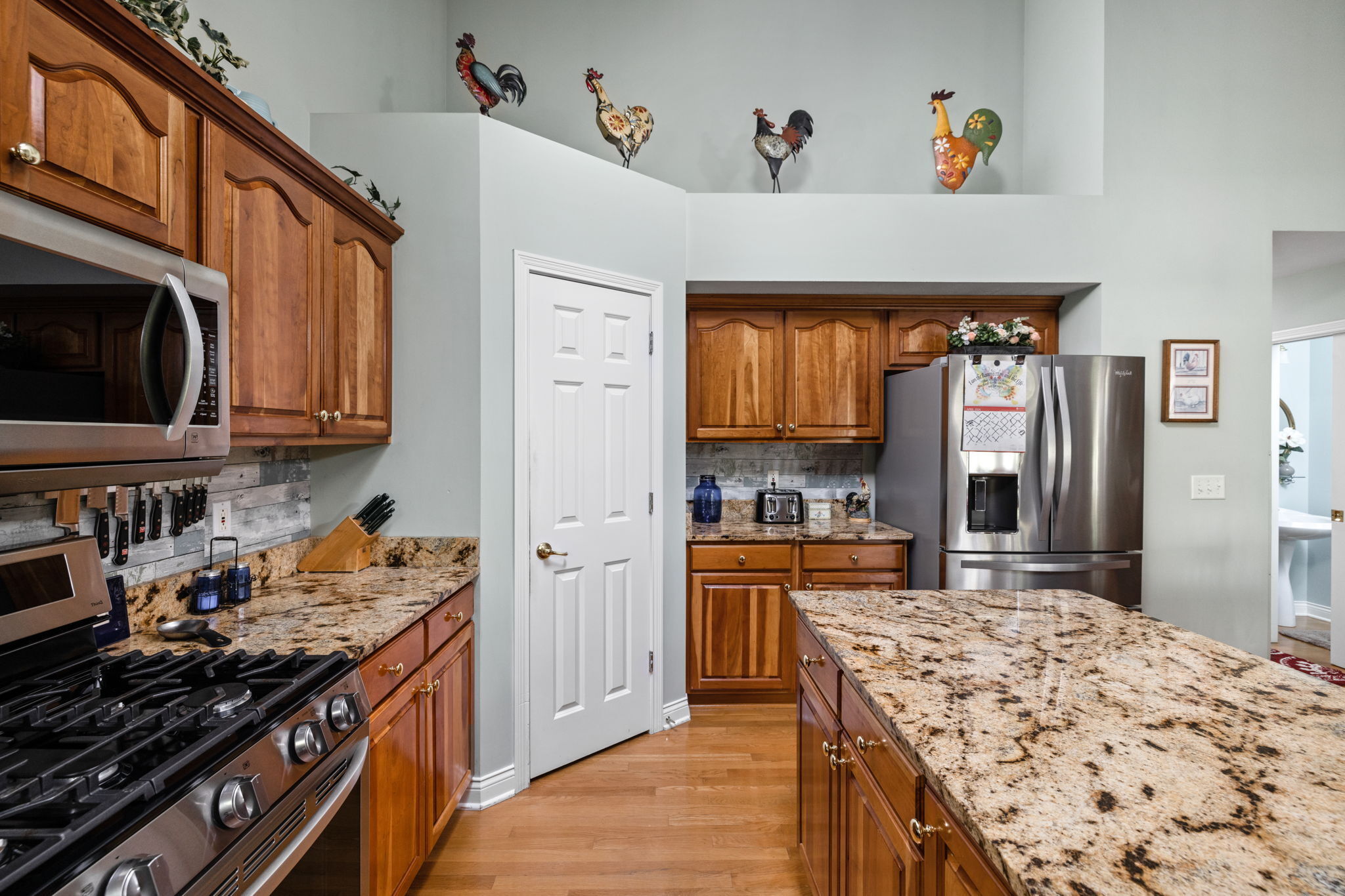 1834 Cherry Tree Road Avon, IN 46123 - Photo 16 of 39 Gallery Image 16