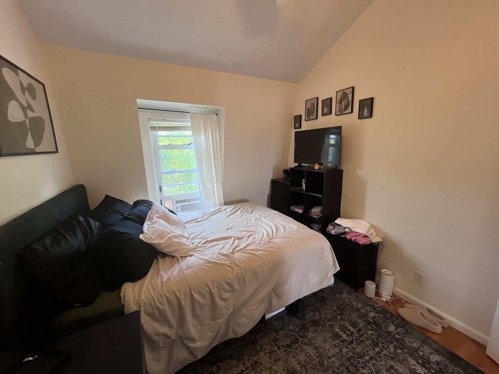 11 Gates Street, Unit 2 Boston, MA 02127 - Photo 26 of 30