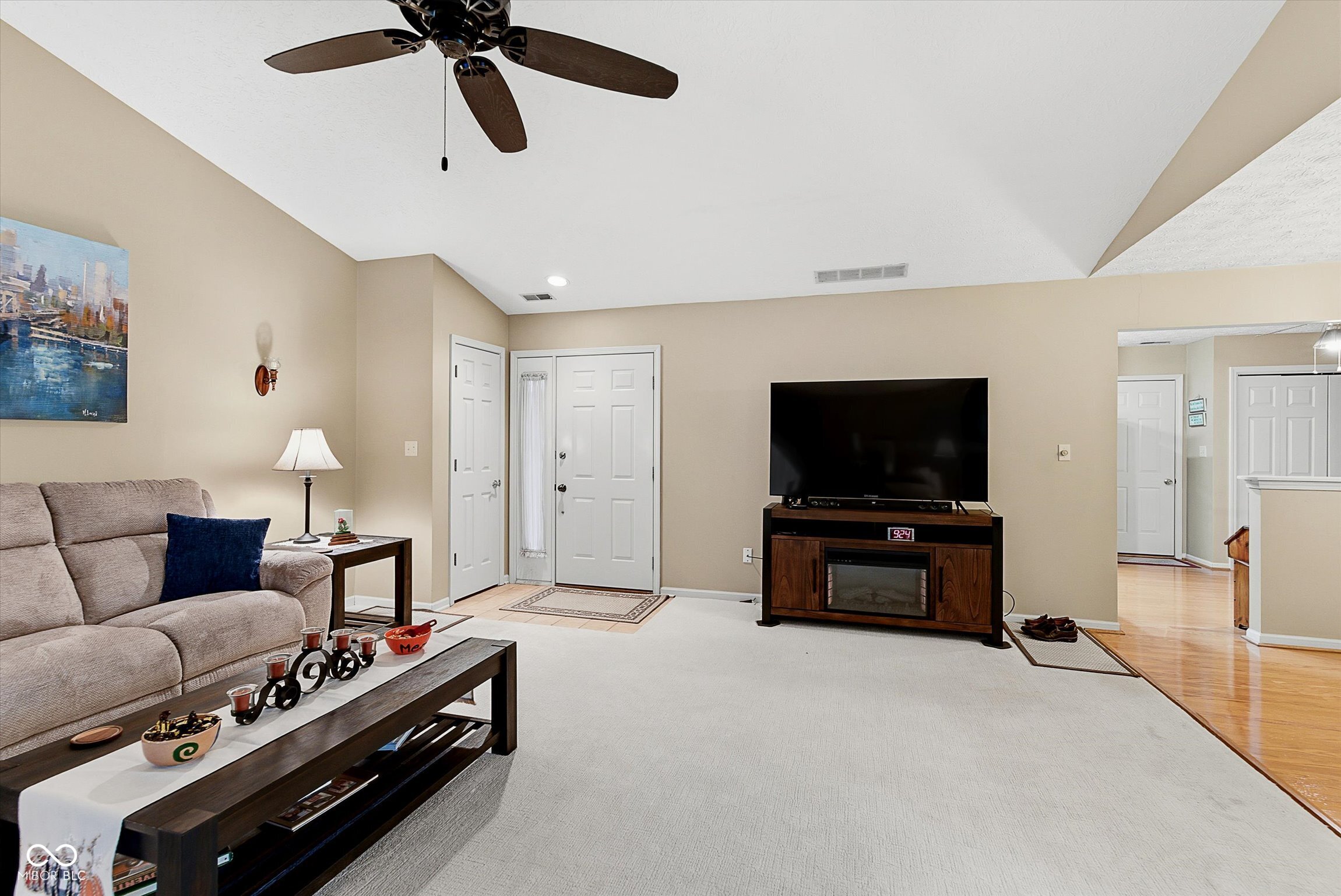 1836 Crystal Bay E Drive Plainfield, IN 46168 - Photo 5 of 27