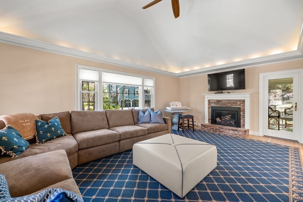 62 Old Orchard Road Sherborn, MA 01770 - Photo 8 of 33 Gallery Image 8