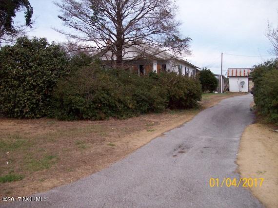 242 Cornwallis Road Teachey, NC 28464 - Photo 7 of 11 drive way