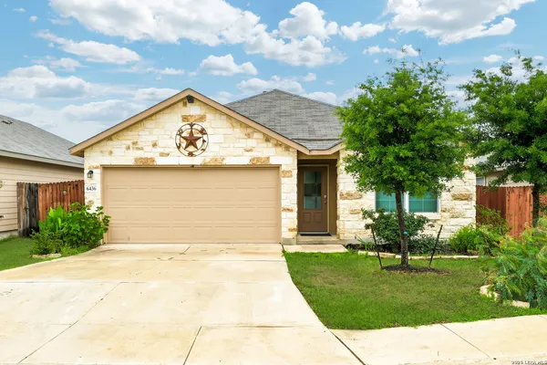 $1,800 | 6436 Kingsley Edge, San Antonio, TX 78252