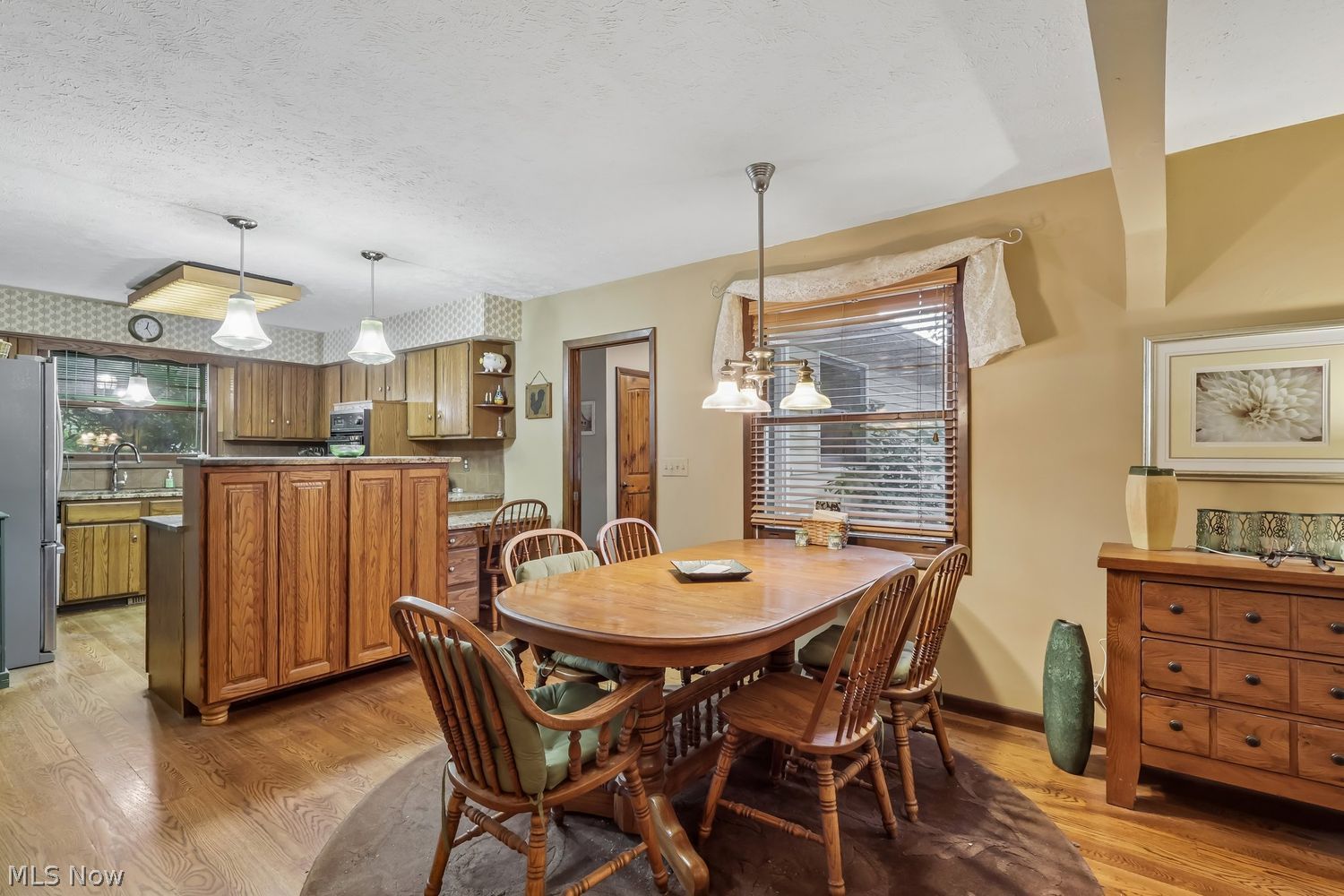 14380 Caves Road Novelty, OH 44072 - Photo 13 of 49
