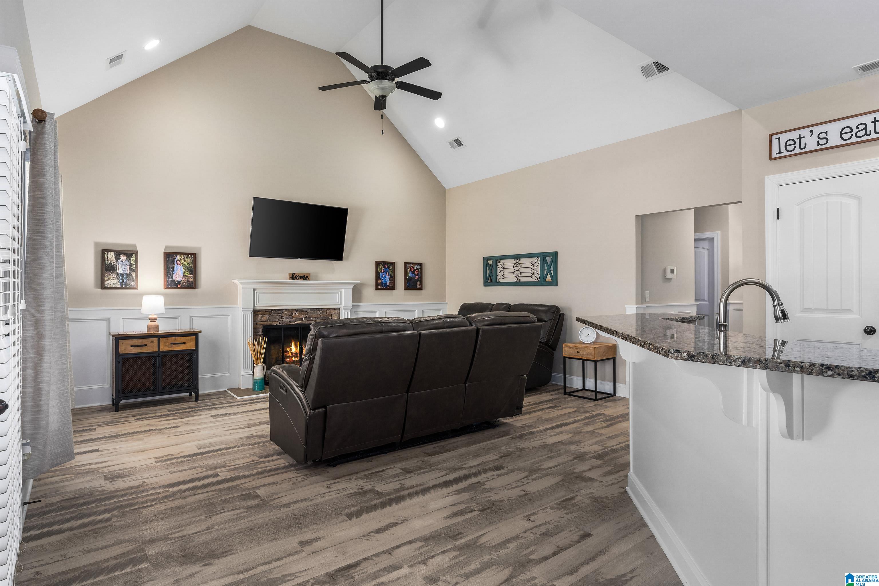 255 Cottage Court Springville, AL 35146 - Photo 6 of 23