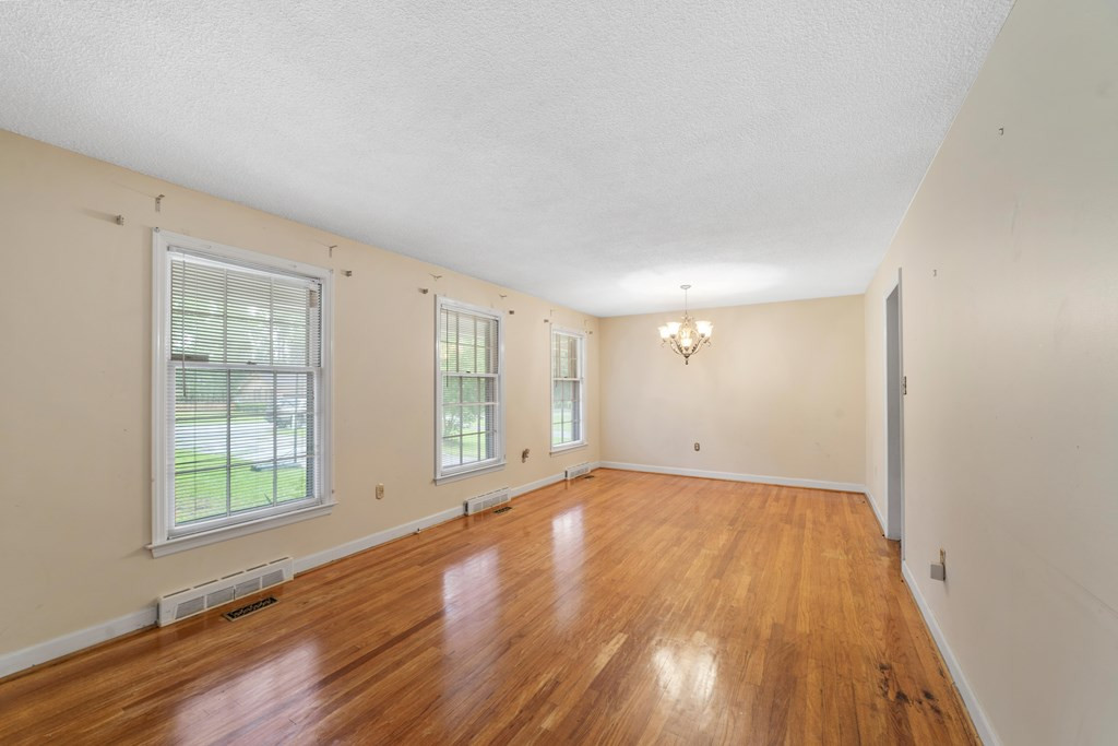 208 Rutledge Avenue Orangeburg, SC 29115 - Photo 4 of 22 Photo 4