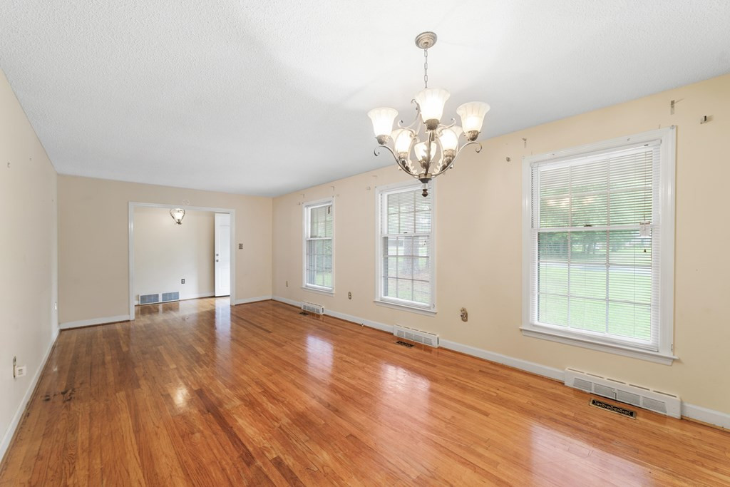 208 Rutledge Avenue Orangeburg, SC 29115 - Photo 5 of 22 Photo 5
