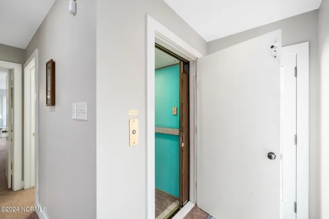 $2,995,000 | 469 Maritime Place, Pine Knoll Shores, NC 28512