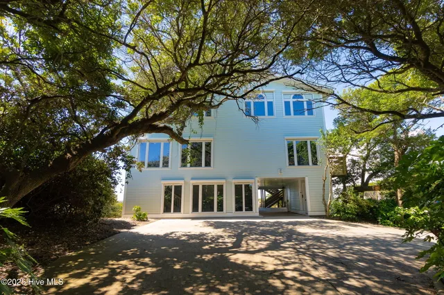$2,995,000 | 469 Maritime Place, Pine Knoll Shores, NC 28512