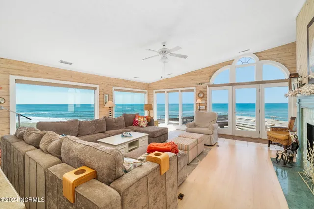 $2,995,000 | 469 Maritime Place, Pine Knoll Shores, NC 28512
