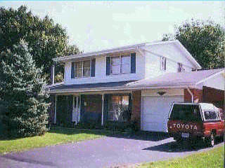 2408 La Rochelle Road Lexington, KY 40504 - Photo 1 of 2 Photo 1