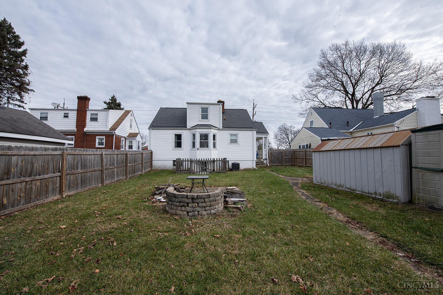 324 Cameron Road Springdale, OH 45246 - Photo 28 of 33