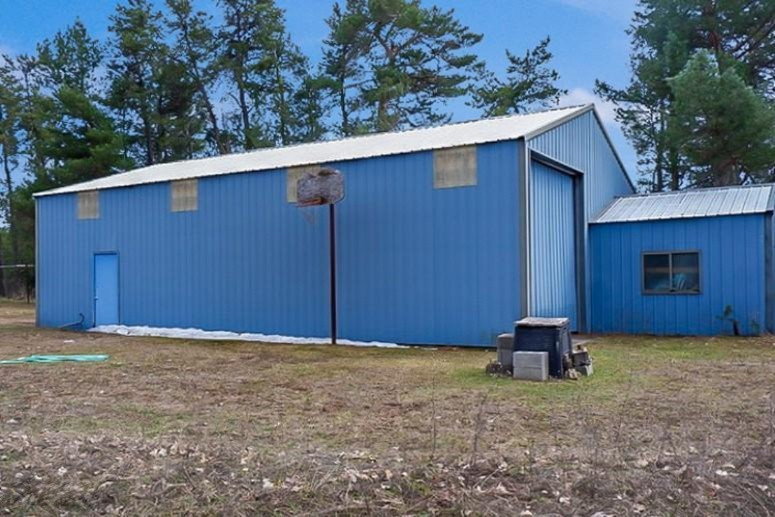 232 South Pioneer Road Beulah, MI 49617 - Photo 5 of 38 5-Edit_pt