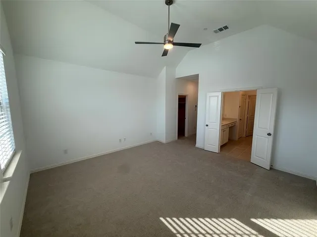 $2,800 | 724 4th Street, Argyle, TX 76226