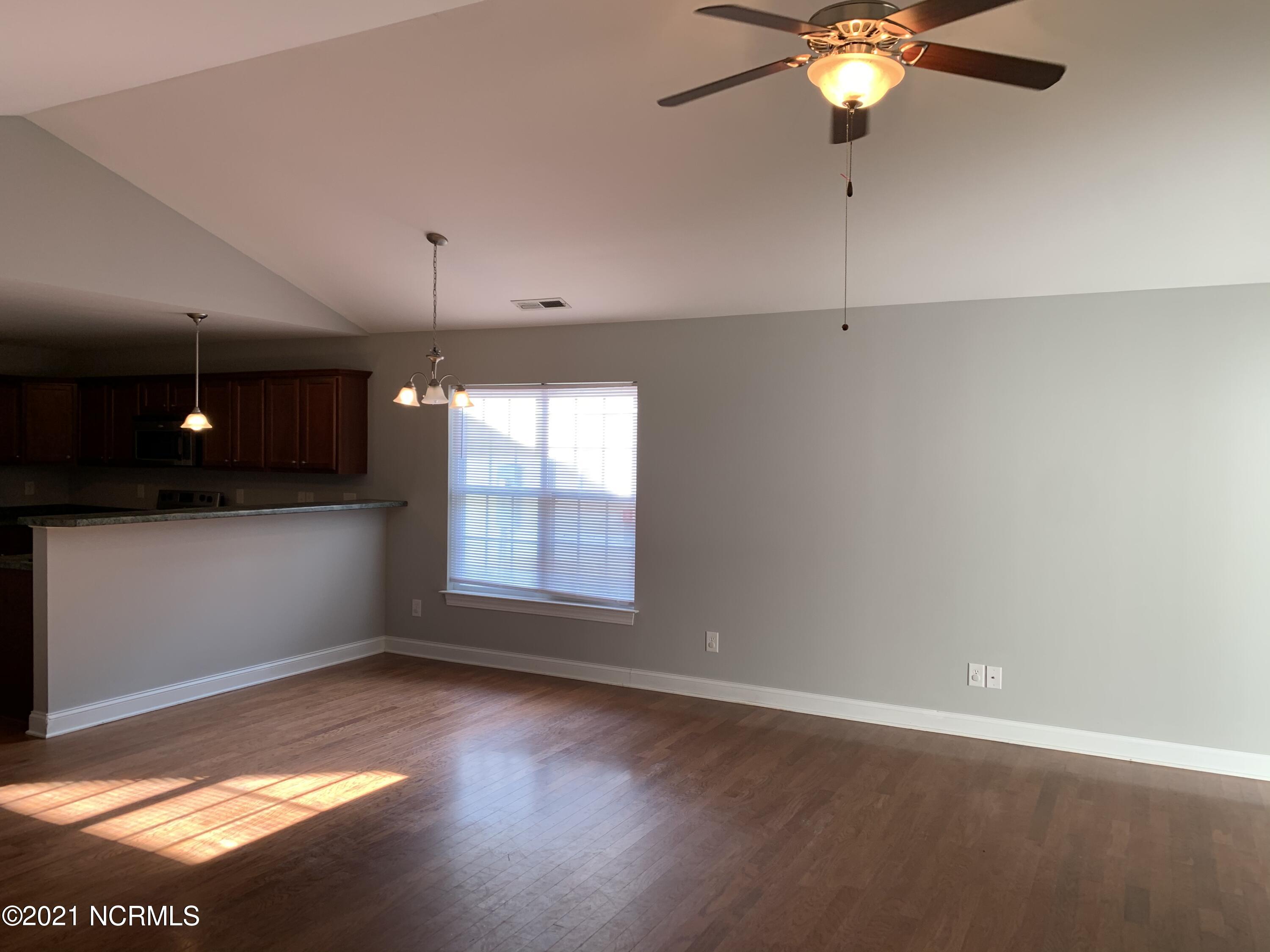 3152 Ruth Court Greenville, NC 27834 - Photo 10 of 14 Gallery Image 10