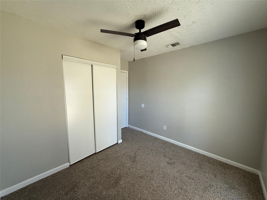 375 Ancestry Lane Dallas, TX 75217 - Photo 12 of 19 an empty room