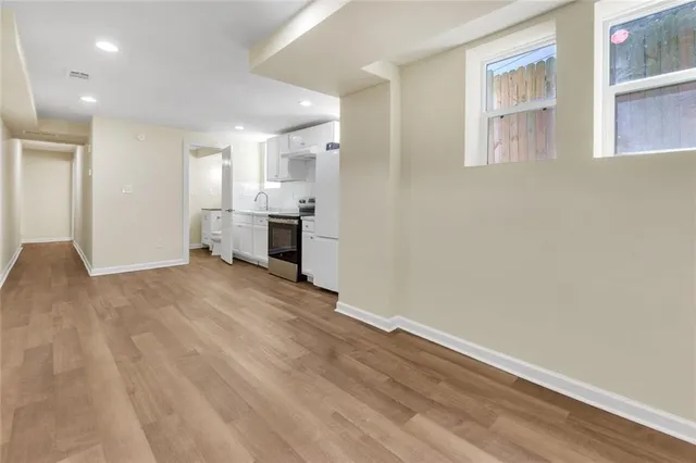 $800 | 998 Mayson Turner Road Northwest, Atlanta, GA 30314