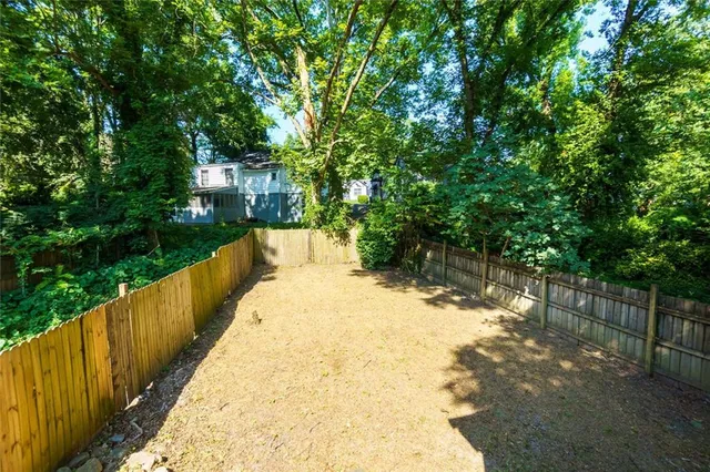 $800 | 998 Mayson Turner Road Northwest, Atlanta, GA 30314