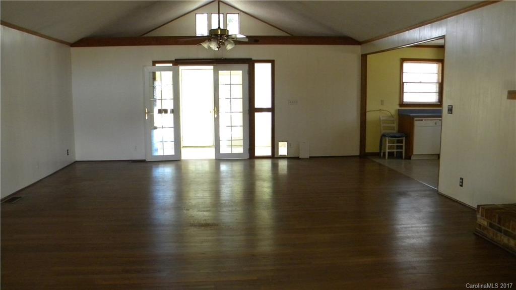 180 West Old Limestone Road York, SC 29745 - Photo 12 of 18 Gallery Image 12