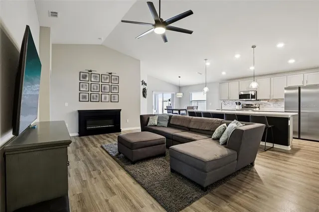 $420,000 | 12373 Marshland Street, Riverview, FL 33579