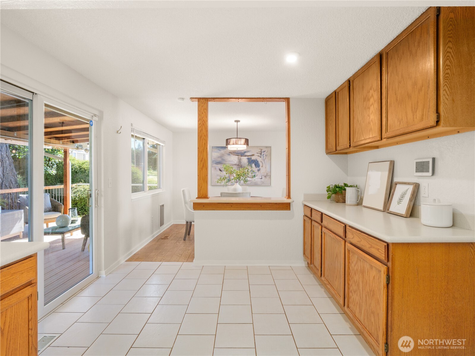 1006 Grant Avenue South Renton, WA 98057 - Photo 11 of 39 Gallery Image 11