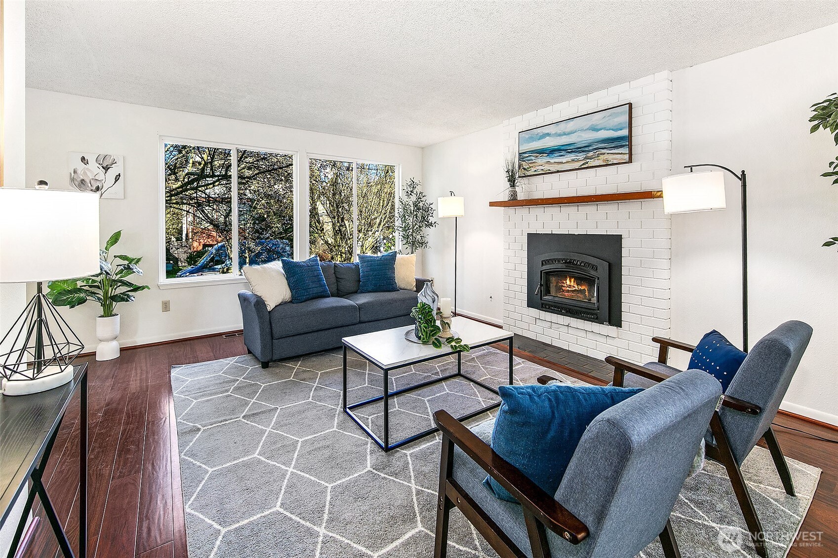 541 North 75th Street Seattle, WA 98103 - Photo 4 of 33