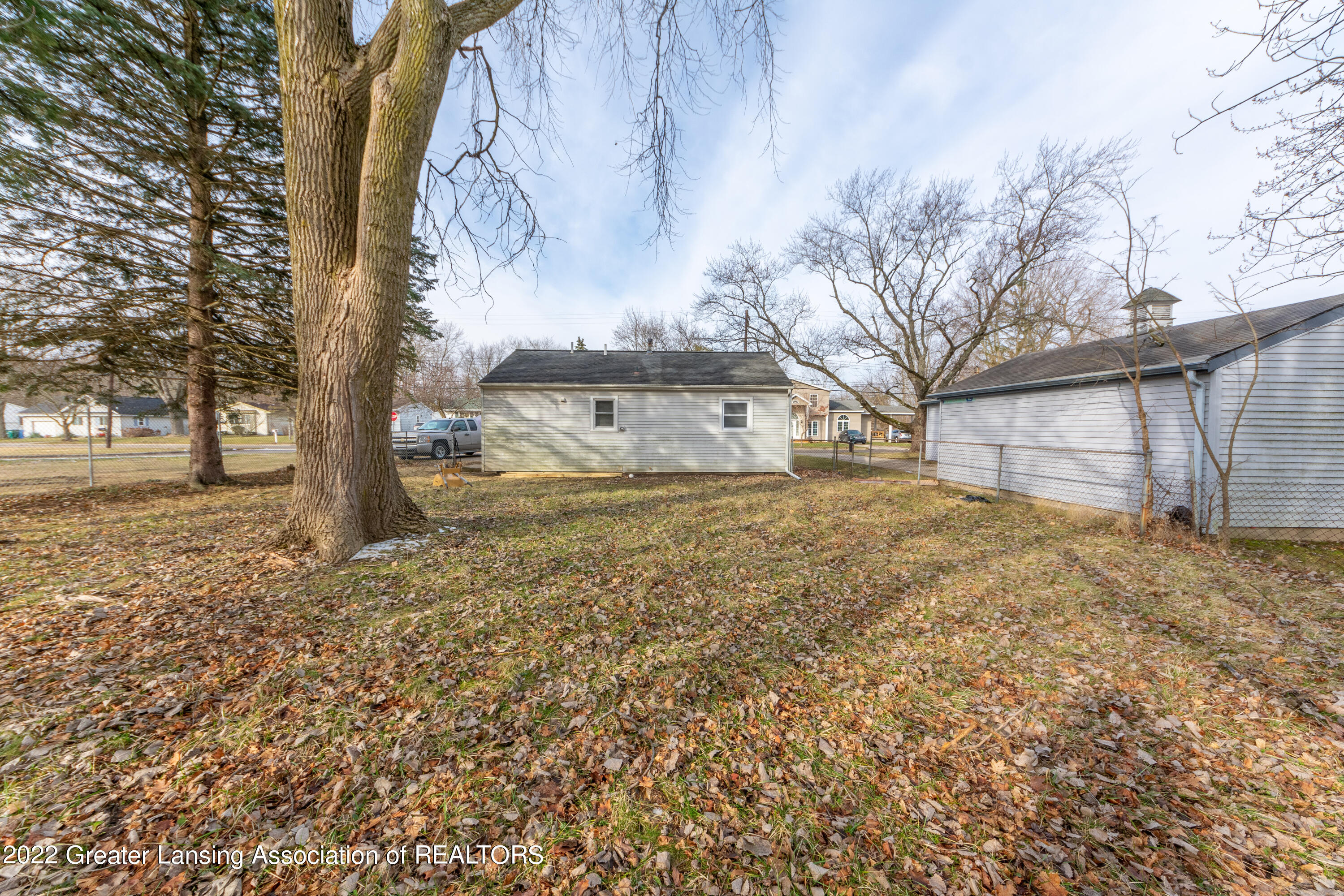 5131 Wexford Road Lansing, MI 48911 - Photo 18 of 20 Wexford-17