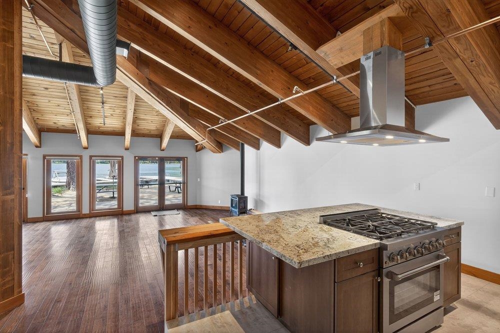 15745 Donner Pass Road, Unit B Truckee, CA 96161 - Photo 9 of 28